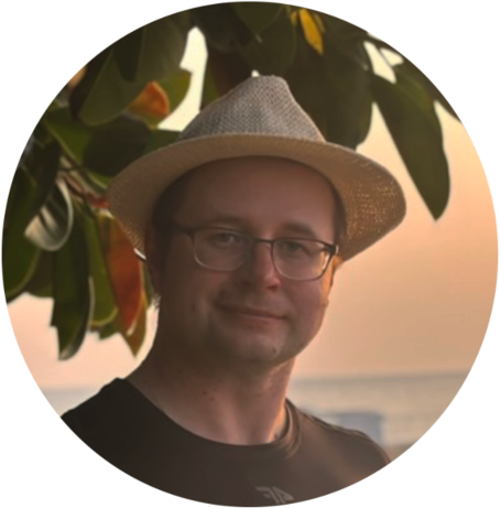 Pilates instructor Piotr picture